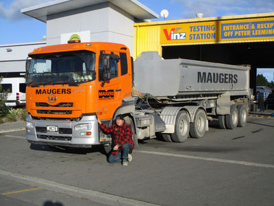 Maugers UD TRUCKS GW420